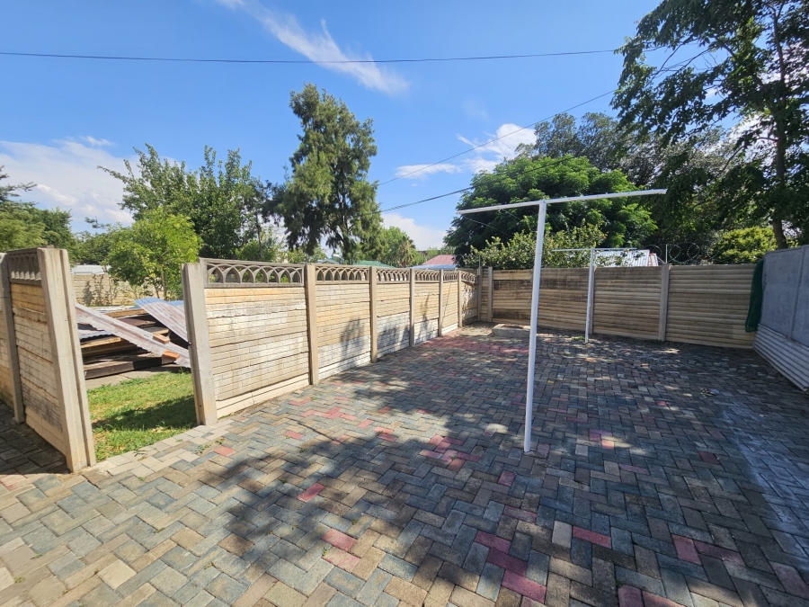 5 Bedroom Property for Sale in Brandwag Free State